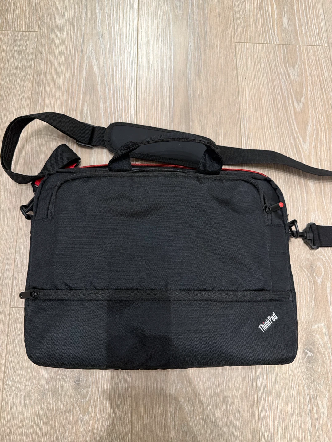 BRAND NEW Lenovo ThinkPad Laptop Bag