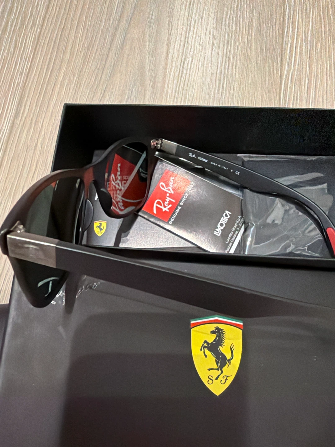 BRAND NEW Ray-Ban Ferrari Sunglasses - photo 2