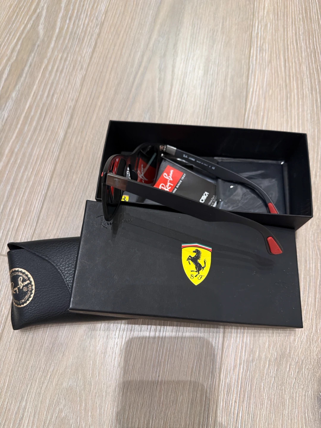BRAND NEW Ray-Ban Ferrari Sunglasses - photo 3