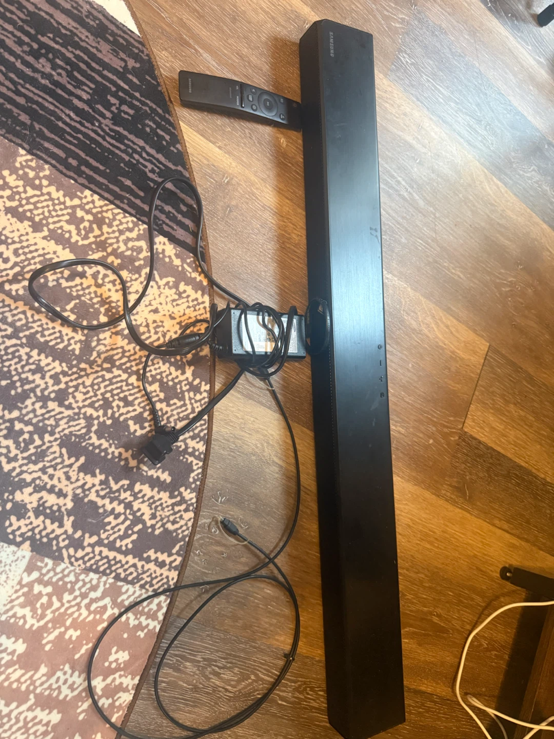 Samsung HW-T550 Soundbar with Remote and Power Adapter - photo 2