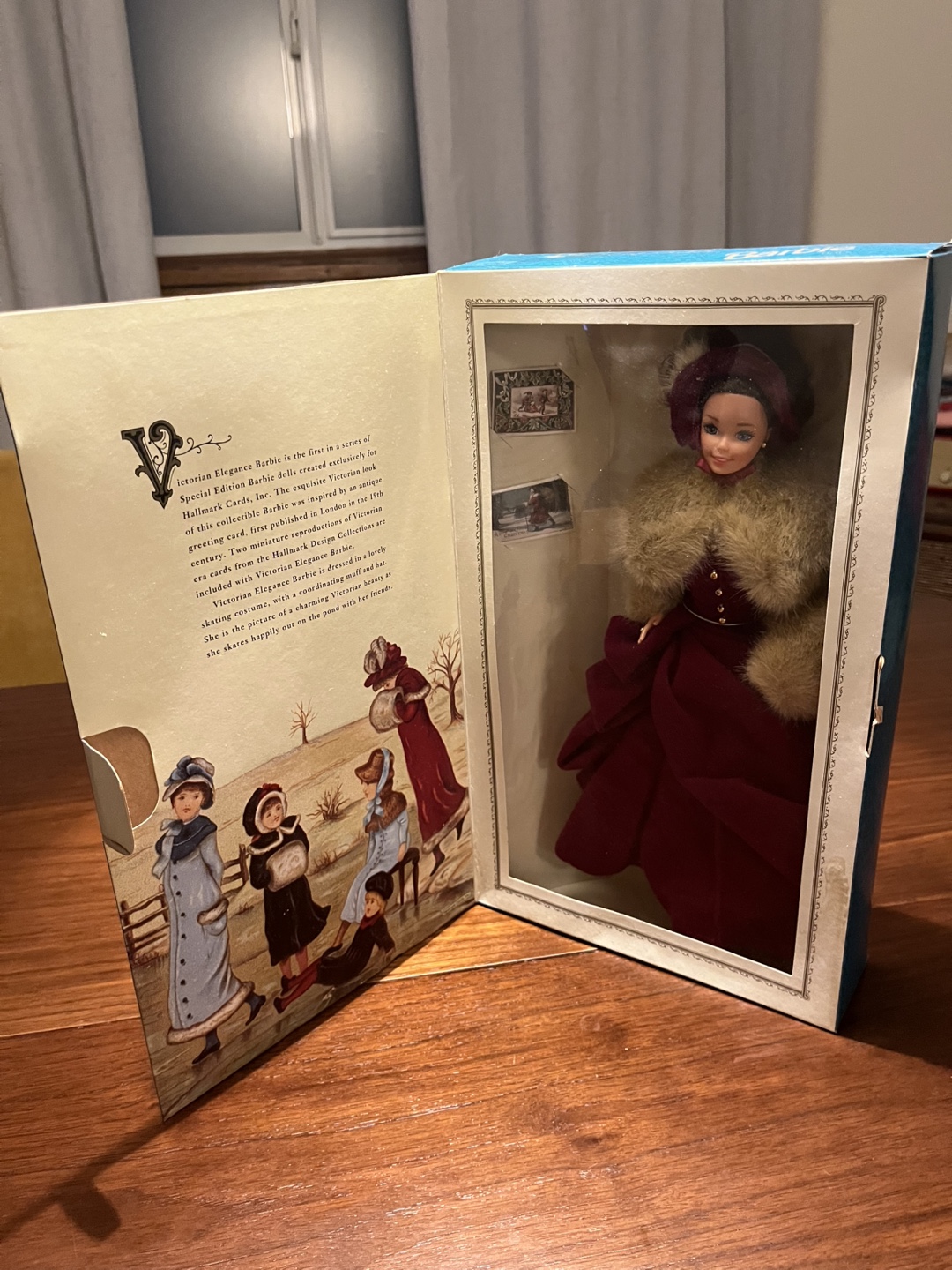 Special Edition Victorian Elegance Barbie Doll - photo 5