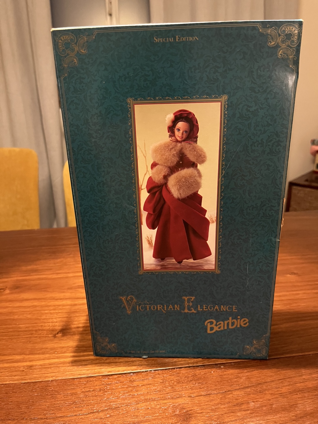Special Edition Victorian Elegance Barbie Doll - photo 2