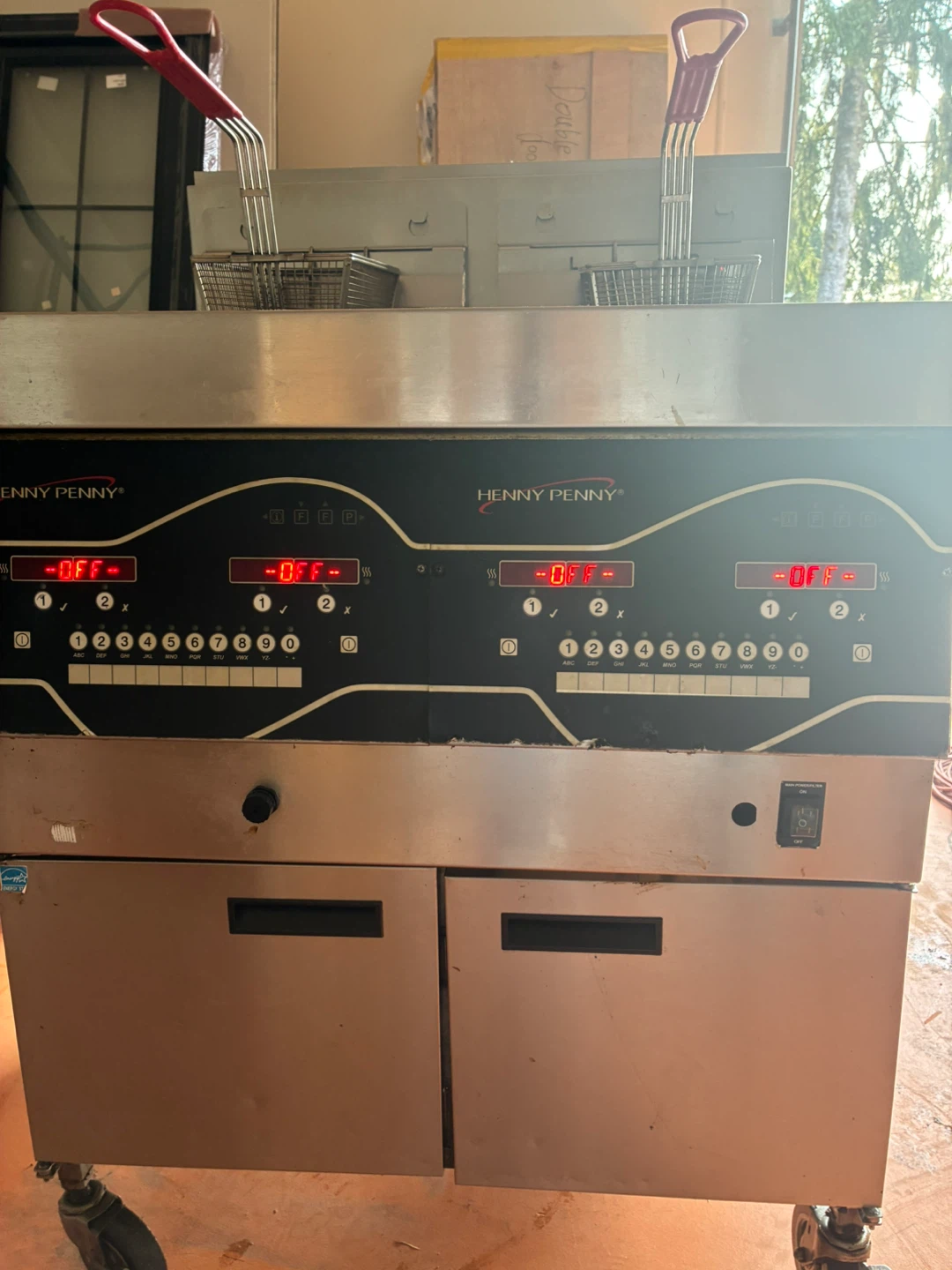 Henny Penny Commercial Deep Fryer - photo 5
