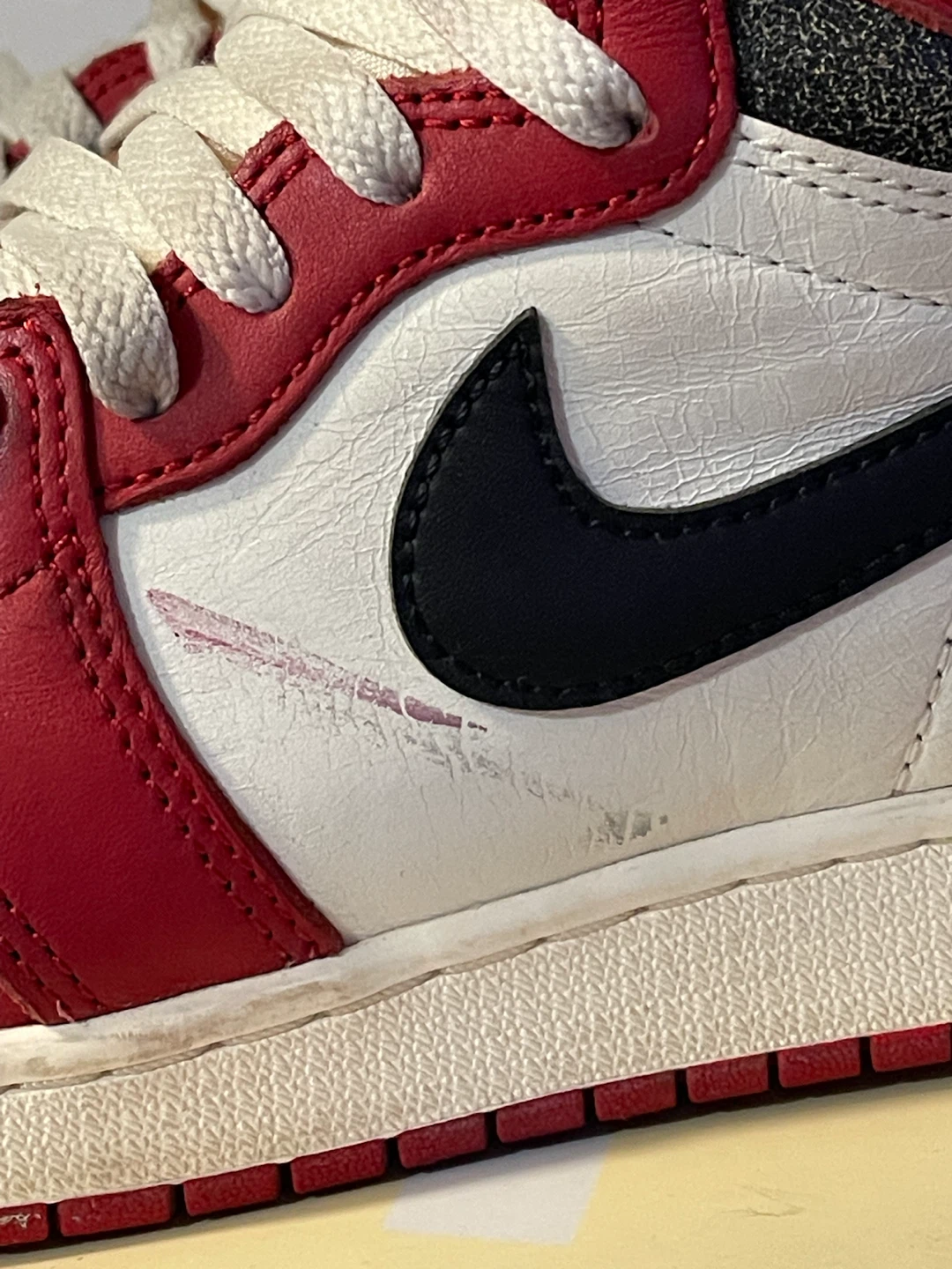 Nike Air Jordan 1 Retro High OG Chicago Lost and Found - photo 5