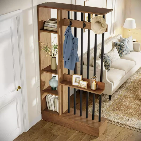 Divider room with Coat Hooks