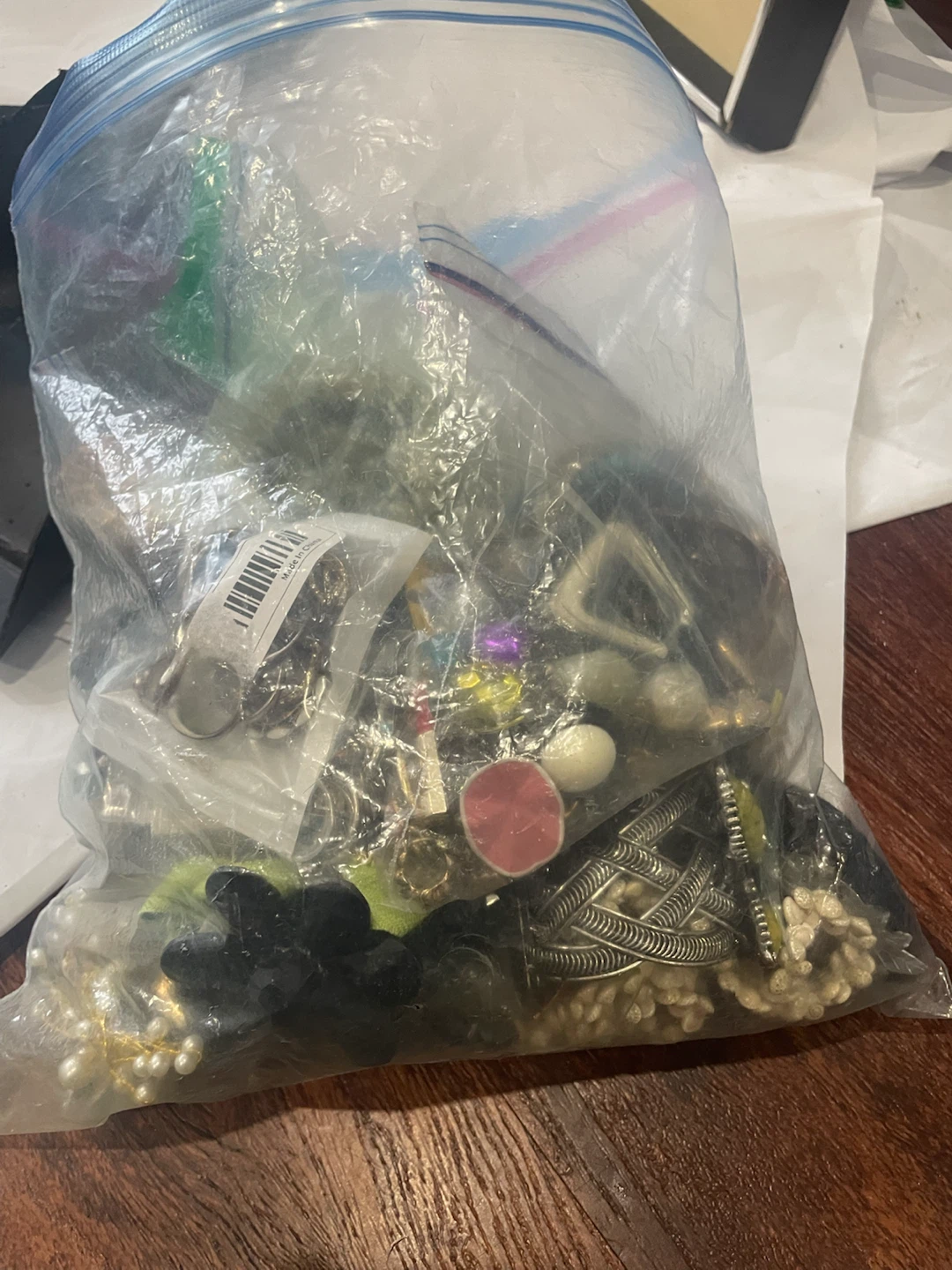 4.2 Lbs Assorted Jewellery Bundle - photo 3