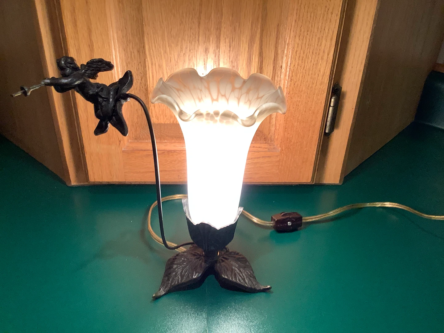 Vintage Frosted Lily Glass & Cherub Lamp 🐞 - photo 4
