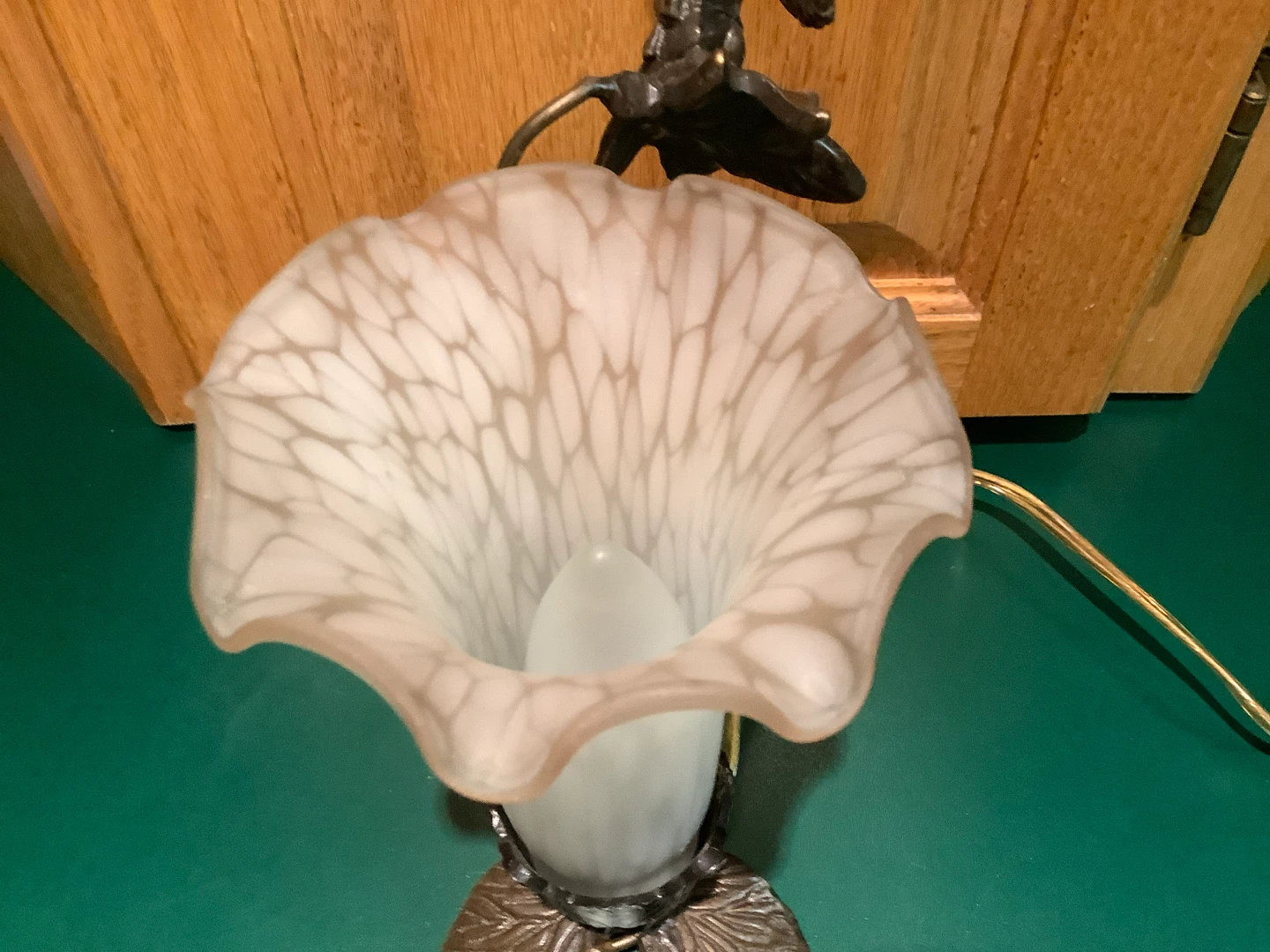 Vintage Frosted Lily Glass & Cherub Lamp 🐞 - photo 5