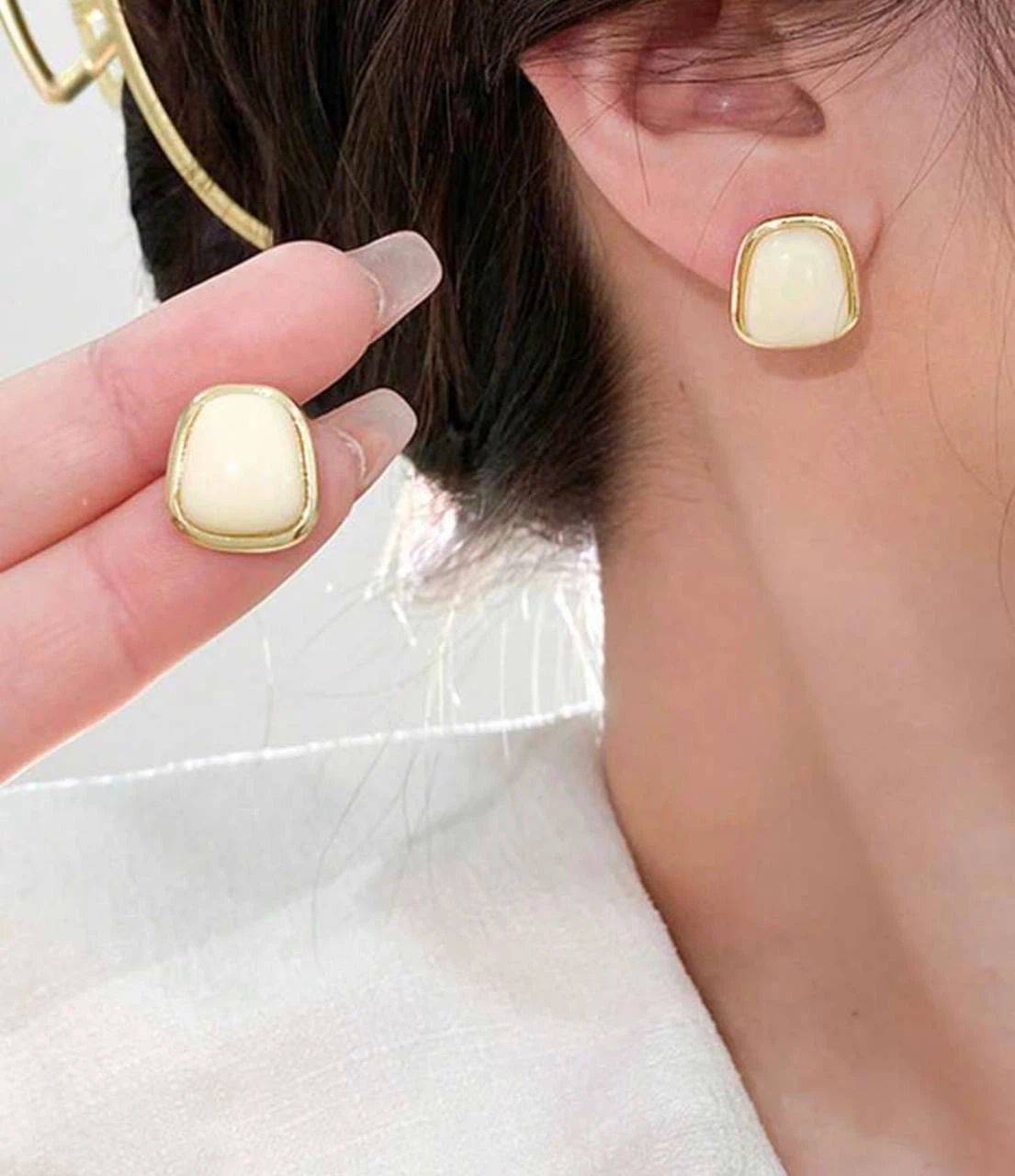 4-Pair Gold & Pearl Earring Set - photo 5