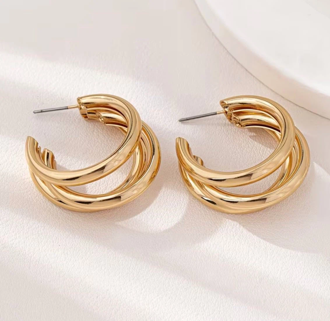 Gold-Tone Hoop Earrings - photo 4