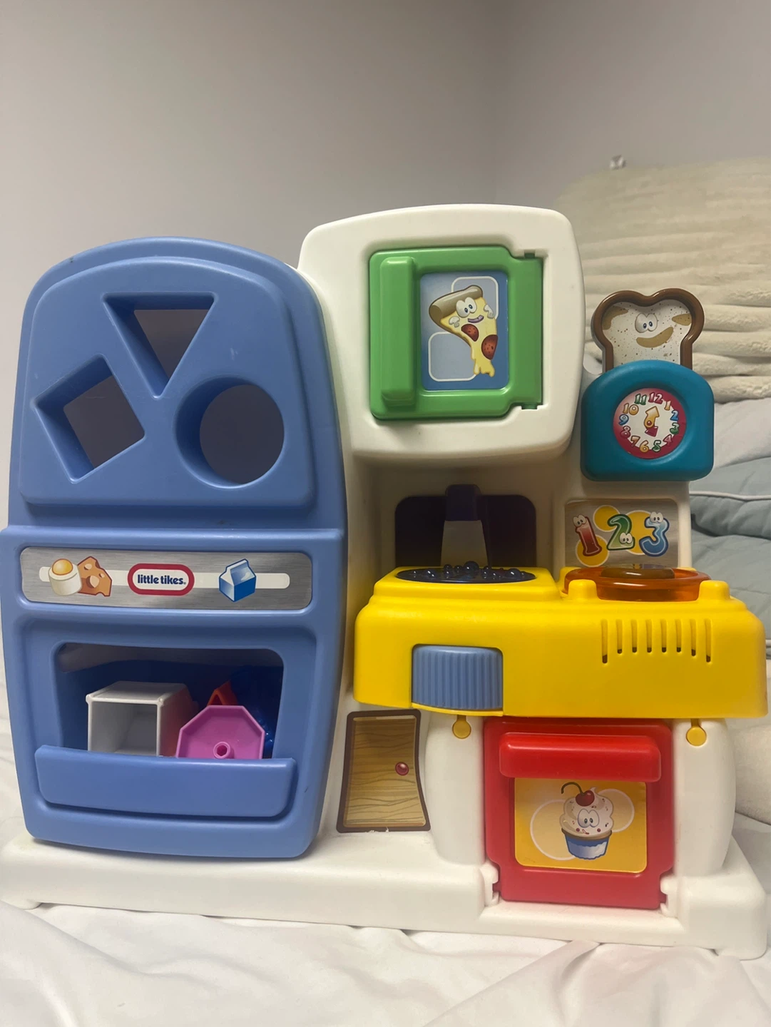 Little Tikes Shape Sorter & Kitchen Playset