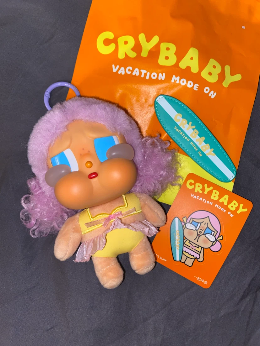 Popmart Crybaby Vacation Mode - Let’s Surf