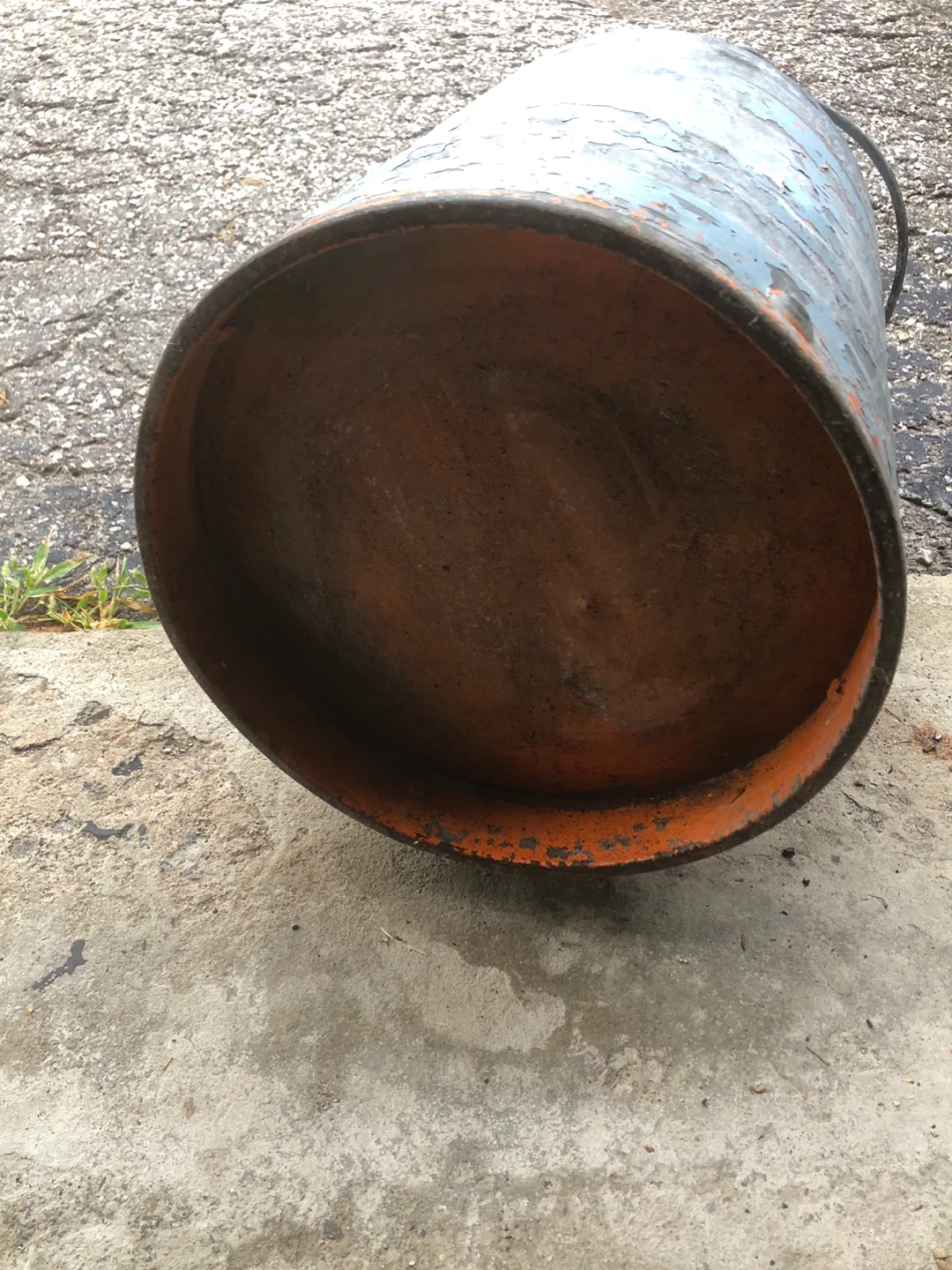 Vintage 5 Gallon Metal Milk Can - photo 2