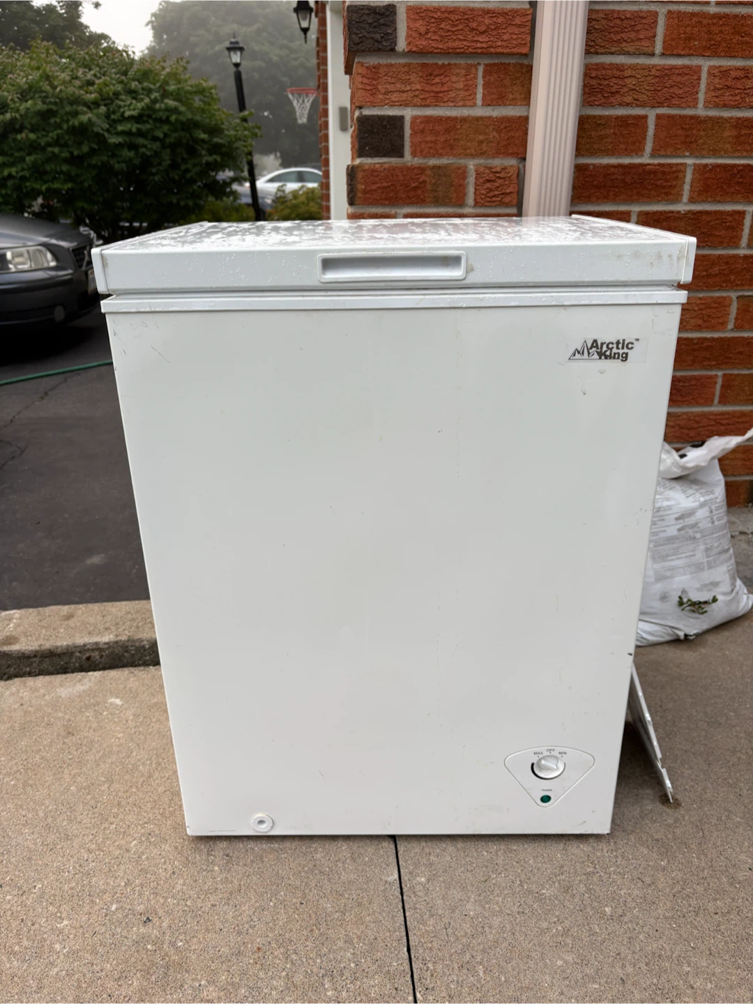 Arctic King Chest Freezer AC05ESWCR1RCM