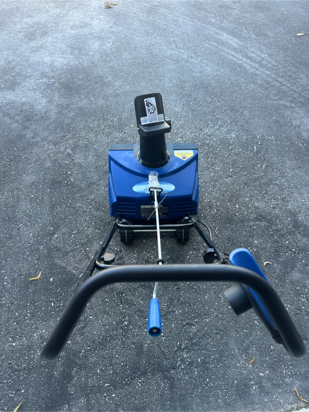ULTRA Electric Snow Thrower SJ1620 - photo 2