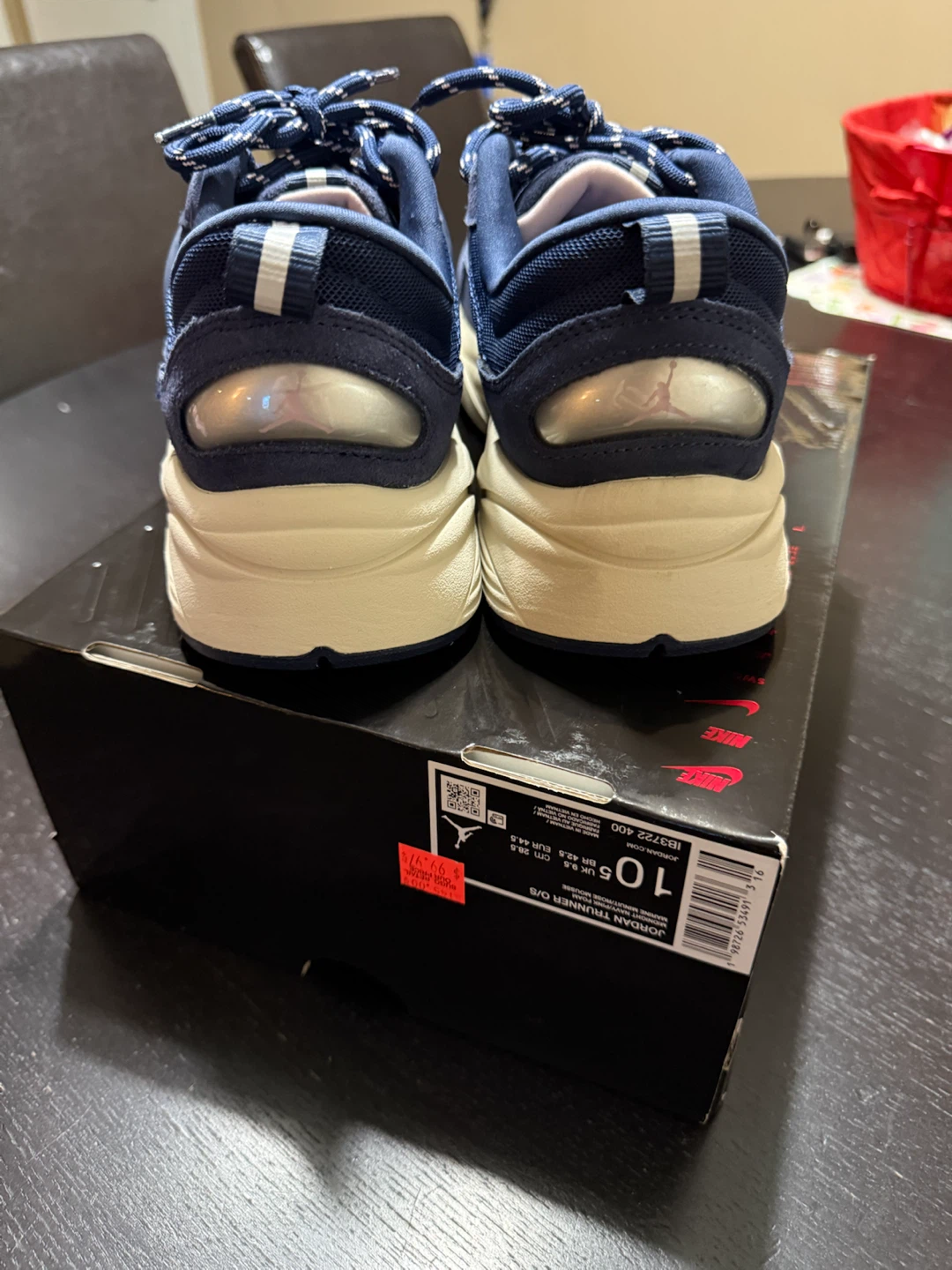 Jordan Runner O/S Sneakers Midnight Navy/Pink Foam Size 10.5 - photo 2