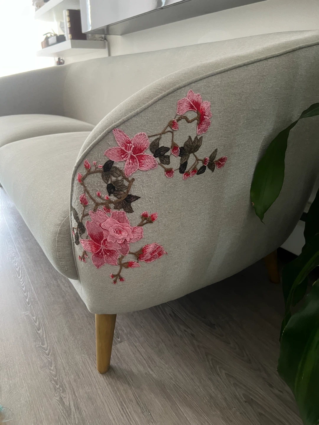 Light Grey Loveseat with Floral Embroidery - photo 3