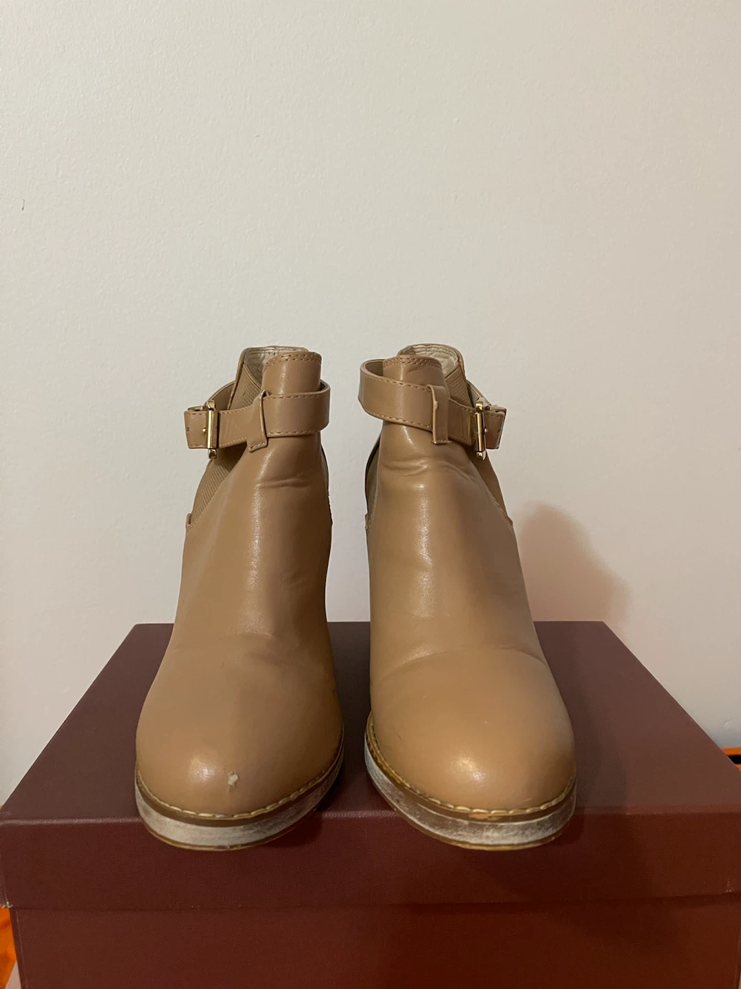 Women’s shoe lot - photo 2