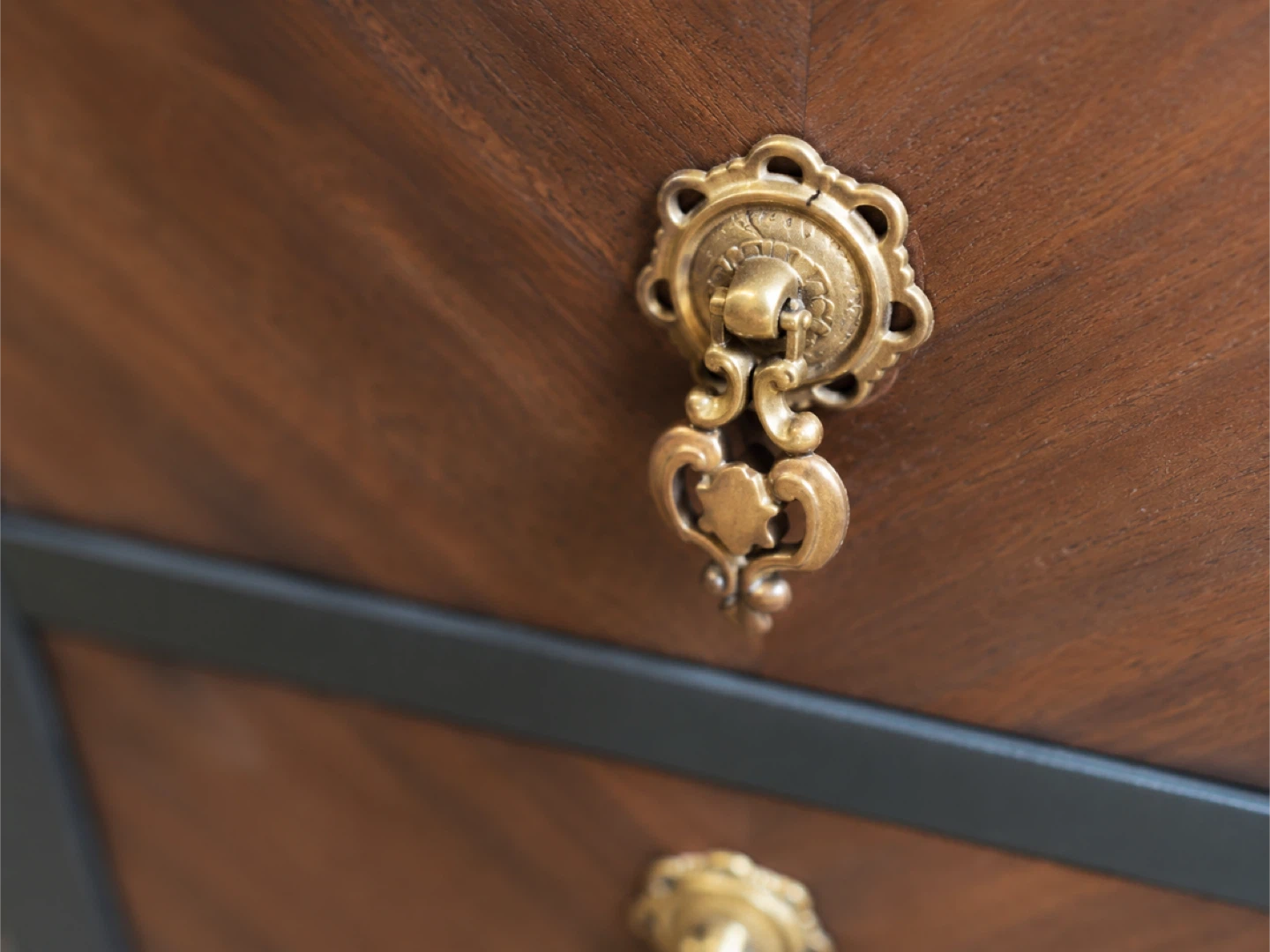 Peppler Mahogany End Tables / Nightstands - photo 4