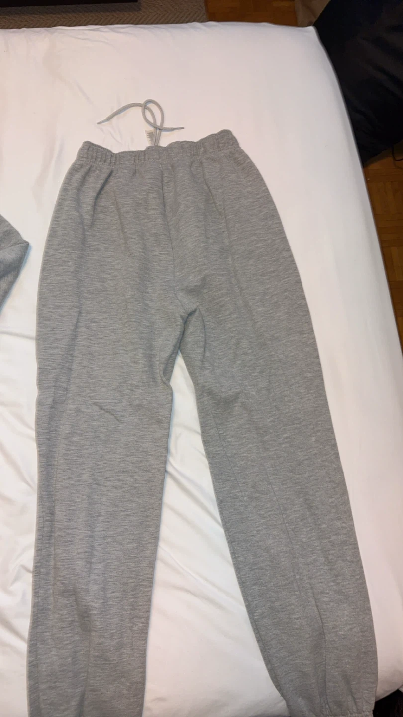 ALO Grey Sweatpants - photo 2