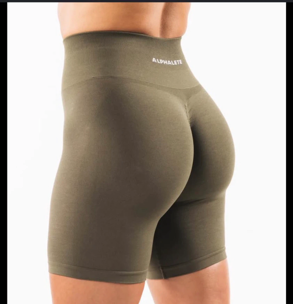 Alphalete Amplify Biker 7.5’ shorts Medium