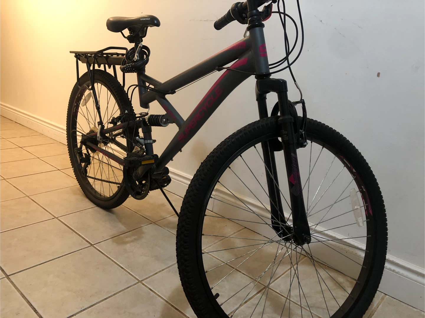 New mountain bike Full option