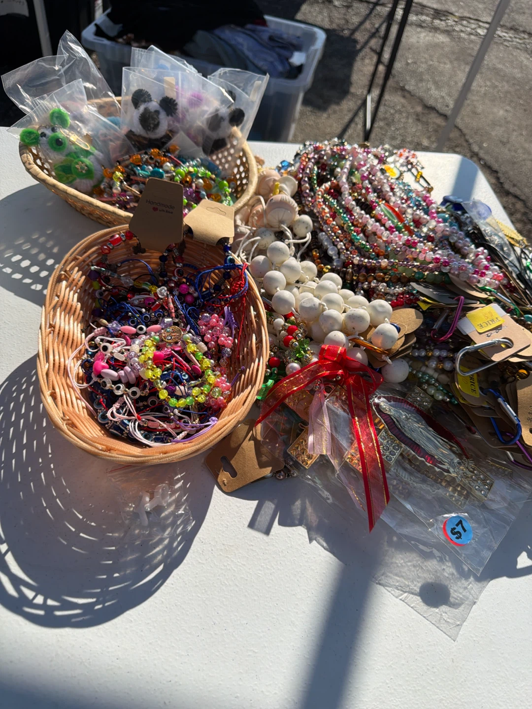 Garage sale today 11241 W Grand Ave Melrose Park IL60164 - photo 2