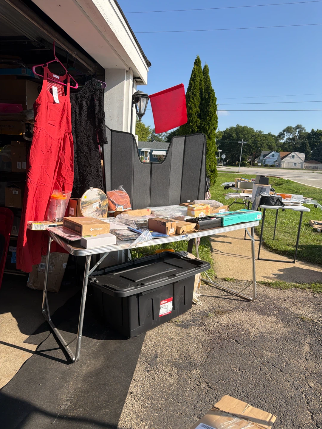 Garage sale today 11241 W Grand Ave Melrose Park IL60164 - photo 5