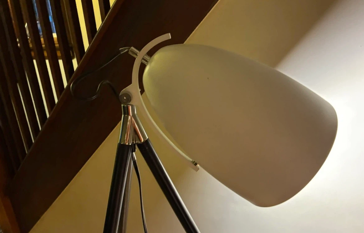 Modern Stylish Tripod Floor Lamp White Donlands Oco