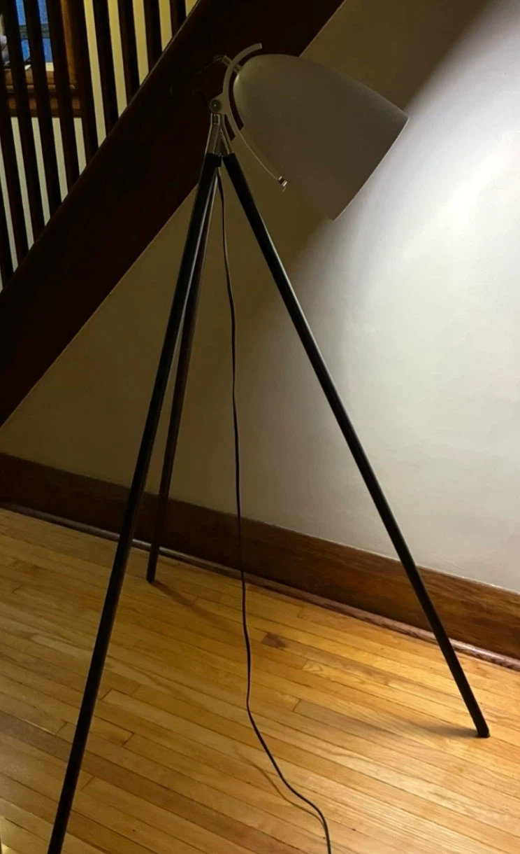 Modern Stylish Tripod Floor Lamp White Donlands Oco - photo 5
