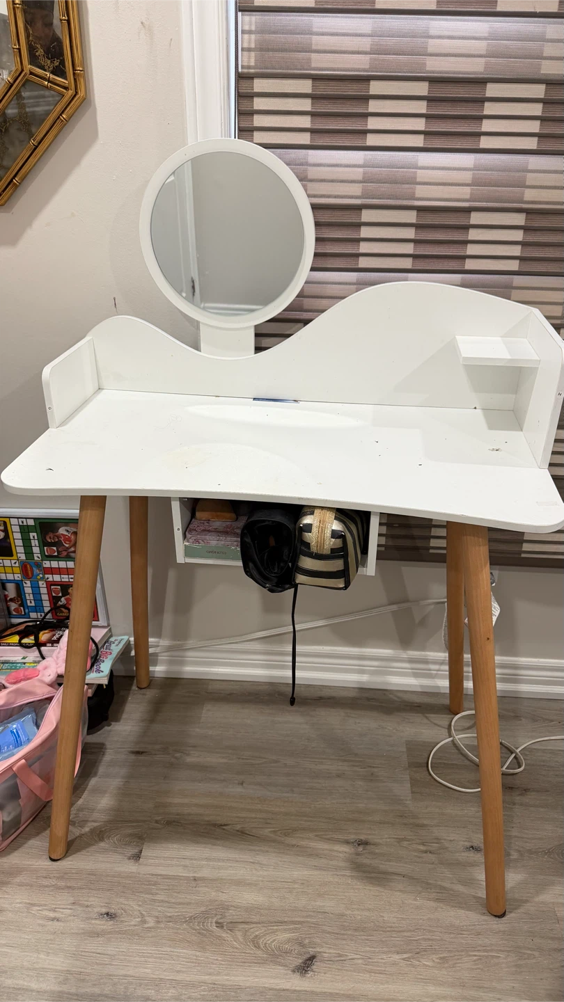 White Vanity Desk with Mirror