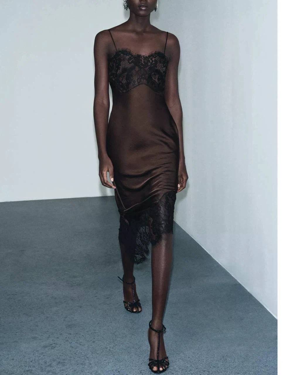 ZARA Asymmetric Satin Lace Dress – Size S (New Collection)