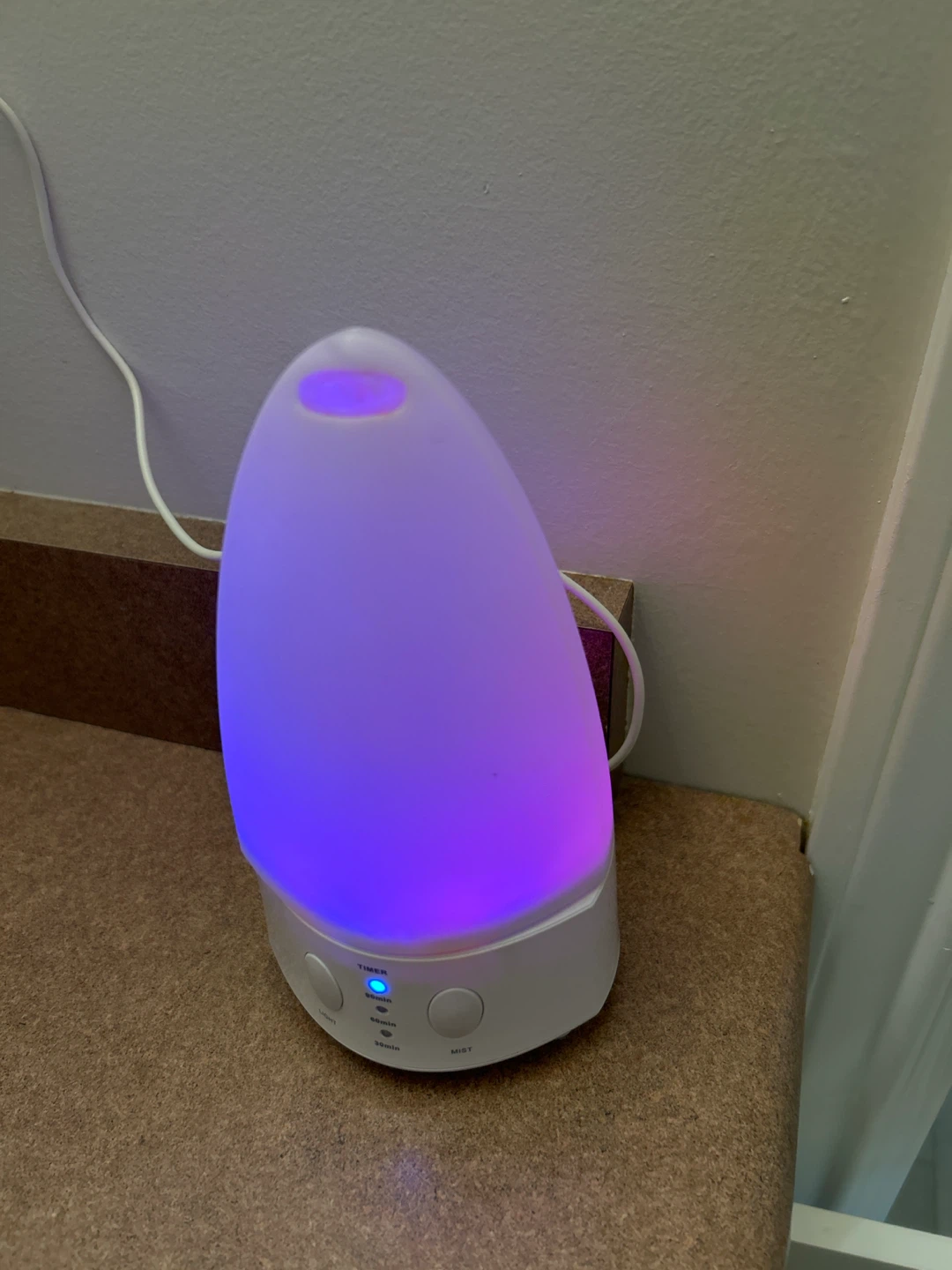 Aroma Diffuser with LED Light - photo 4