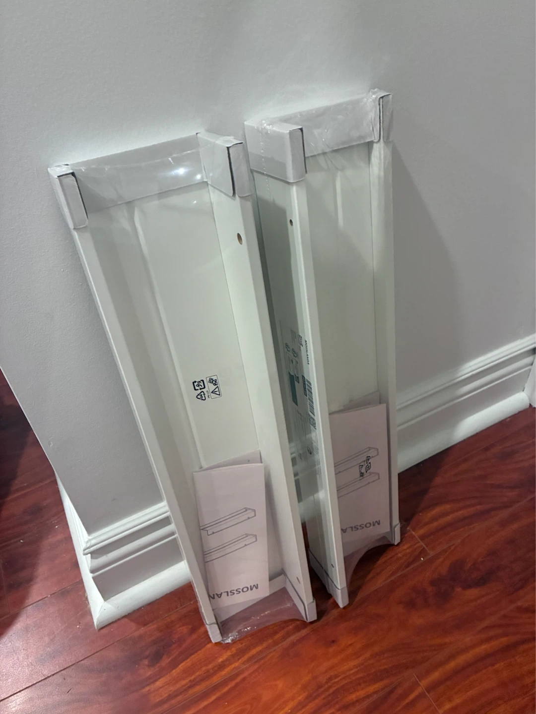 IKEA MOSSLANDA Picture Ledge 55 cm White - photo 2