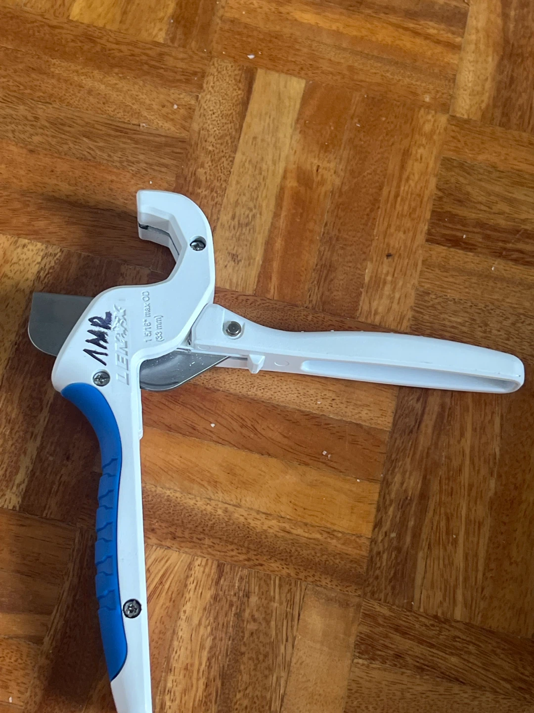 LENOX Pipe Cutter 1 5/16" max OD - photo 3