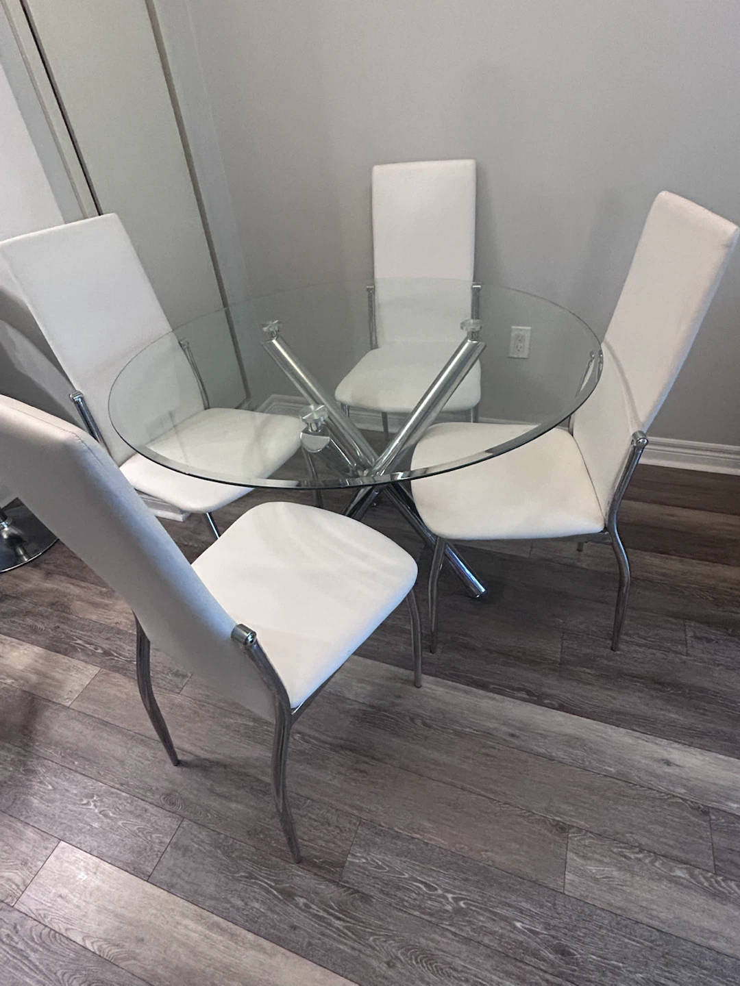 Glass Top Dining Table with 4 White Chairs