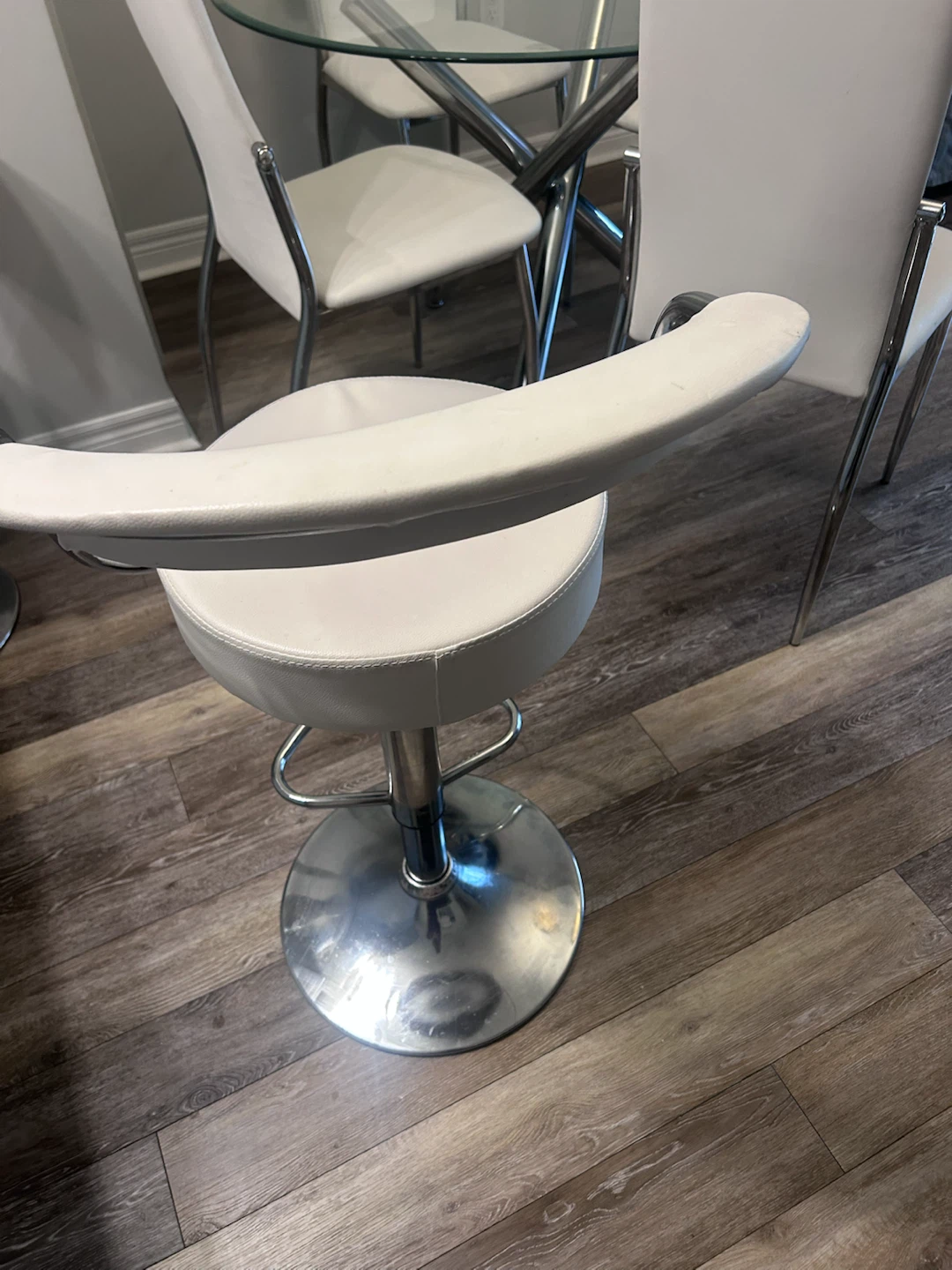 Pair of White Adjustable Bar Stools - photo 2