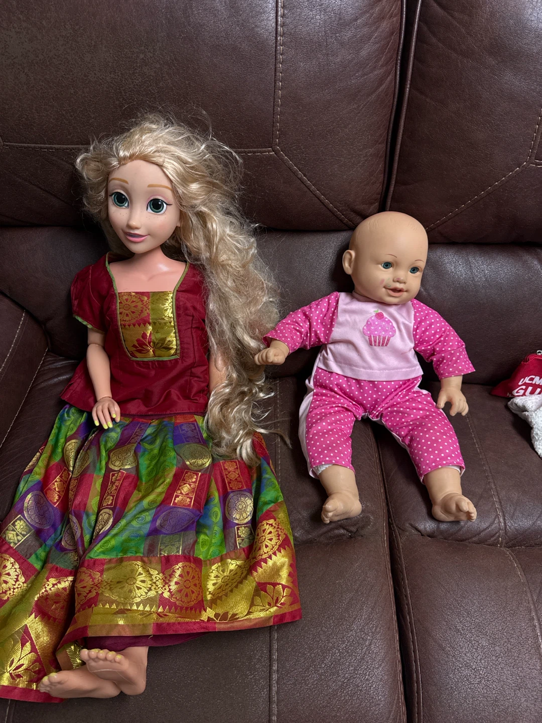 Large Blonde Doll in Indian Style Outfit - photo 2