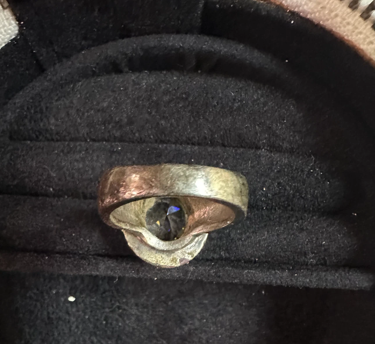 Silver-toned Ring with Clear Stone - photo 3