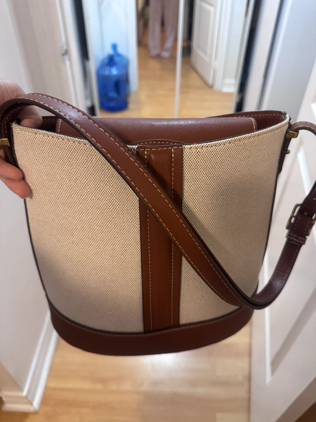 Canvas and Leather Bucket Bag - photo 4