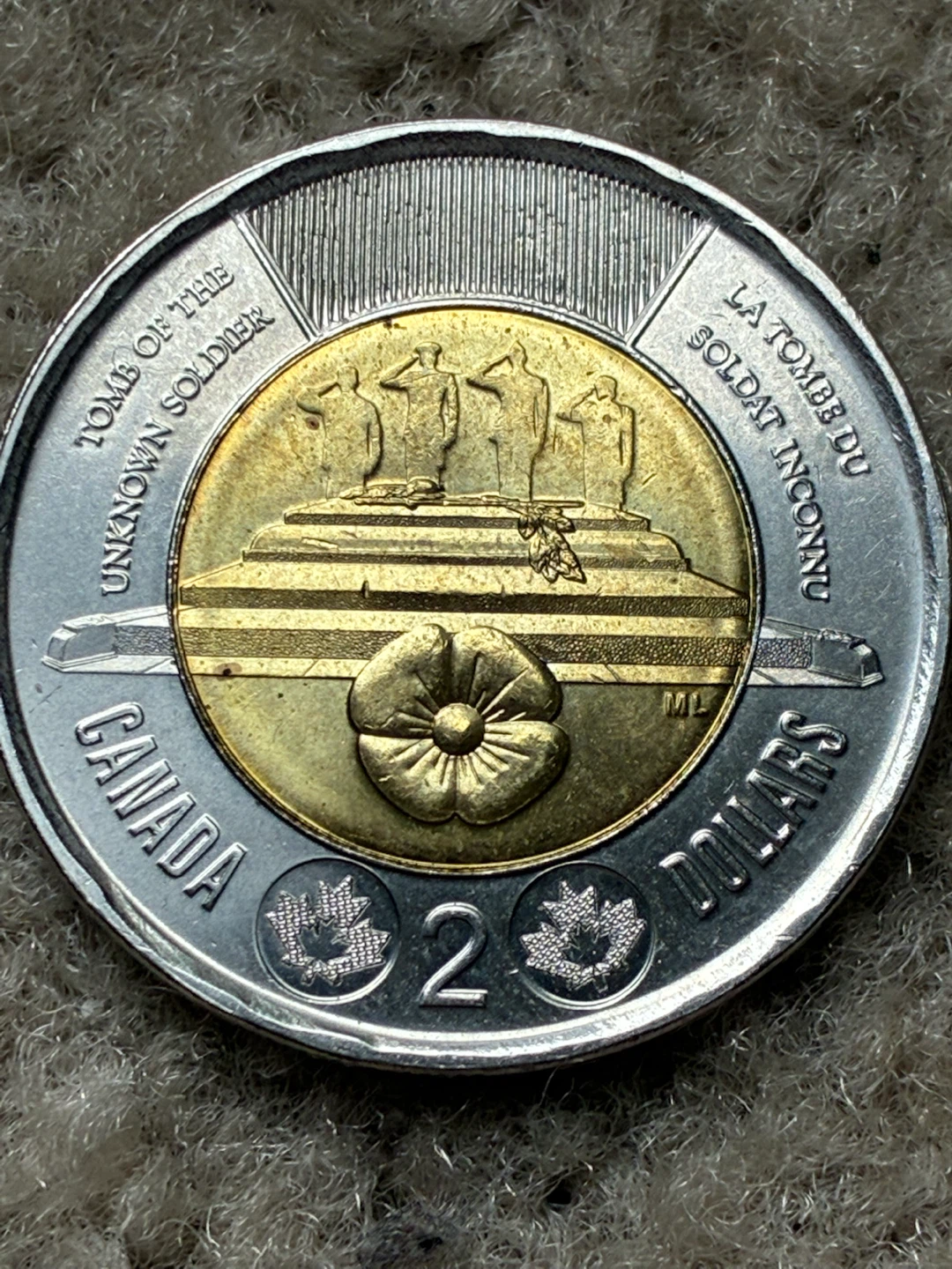 "Tomb of the Unknown Soldier" toonie money Canadian $2 coins - photo 2