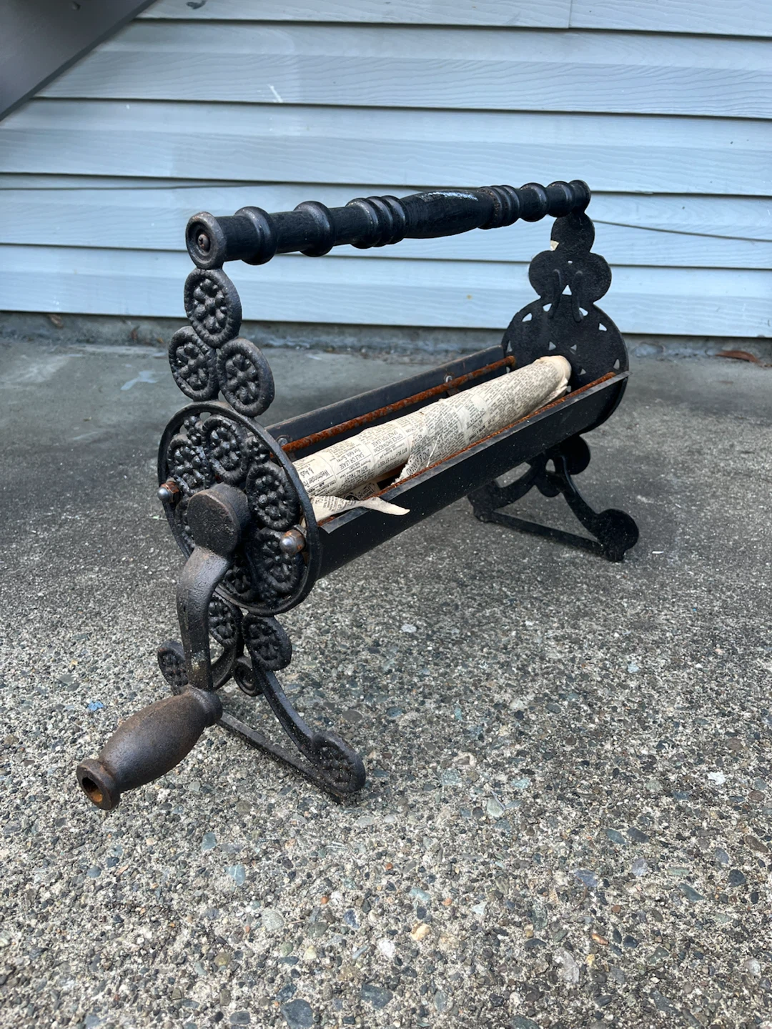 Cast iron antique paper roller