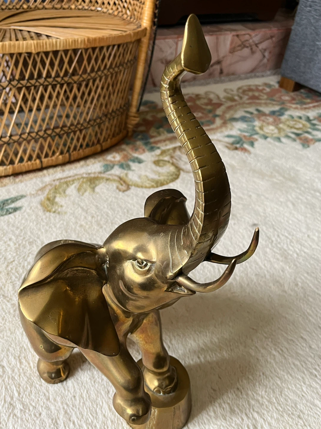 Large vintage Brass Elephant Figurine - photo 3