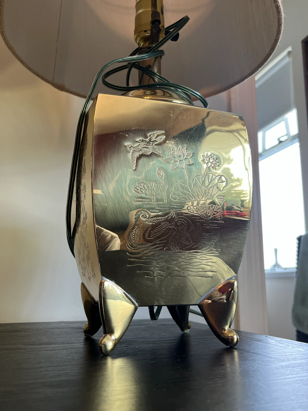 Brass Table Lamps with Engraved Details - Pair - photo 5
