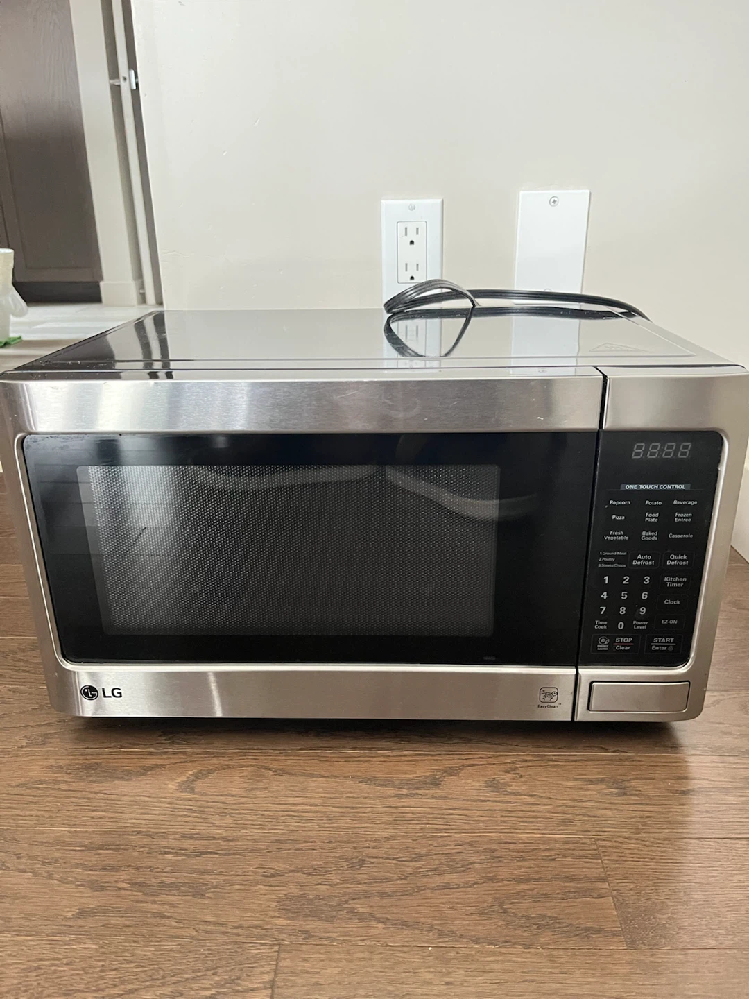 LG Stainless Steel Countertop Microwave