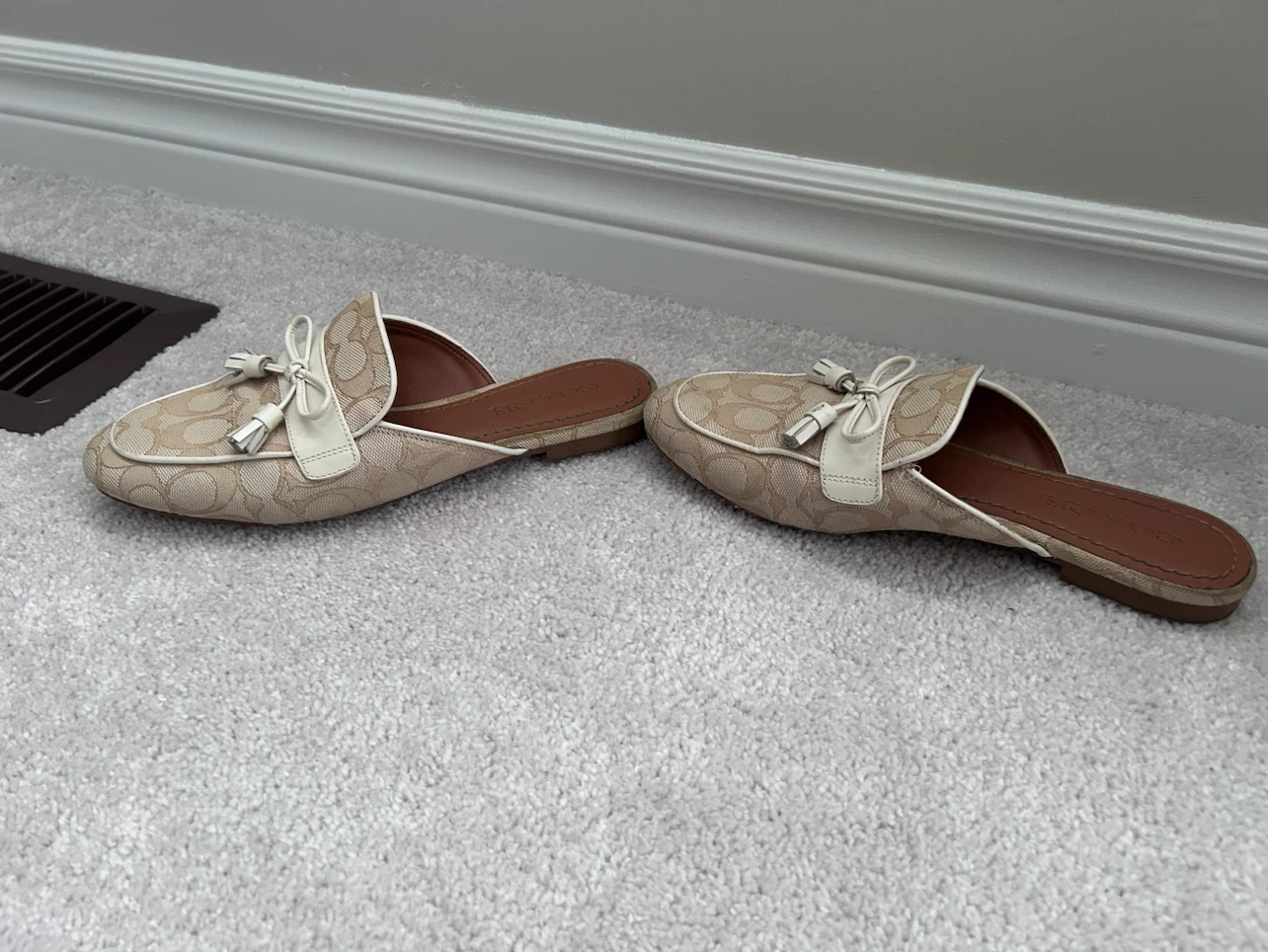 Coach Signature Mule Flats size 7.5 - photo 3