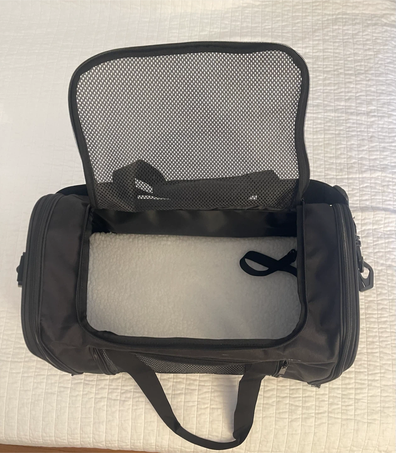 Soft sided pet carrier - photo 2