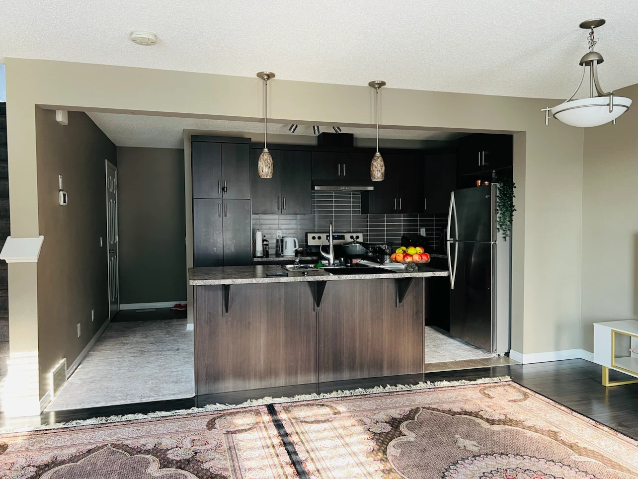 3Bed 2.5 bath Townhouse - photo 3