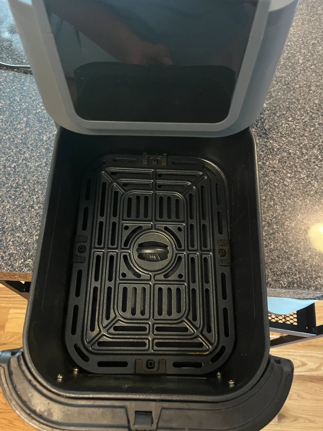 Sur La Table 5QT Compact Air Fryer - photo 3