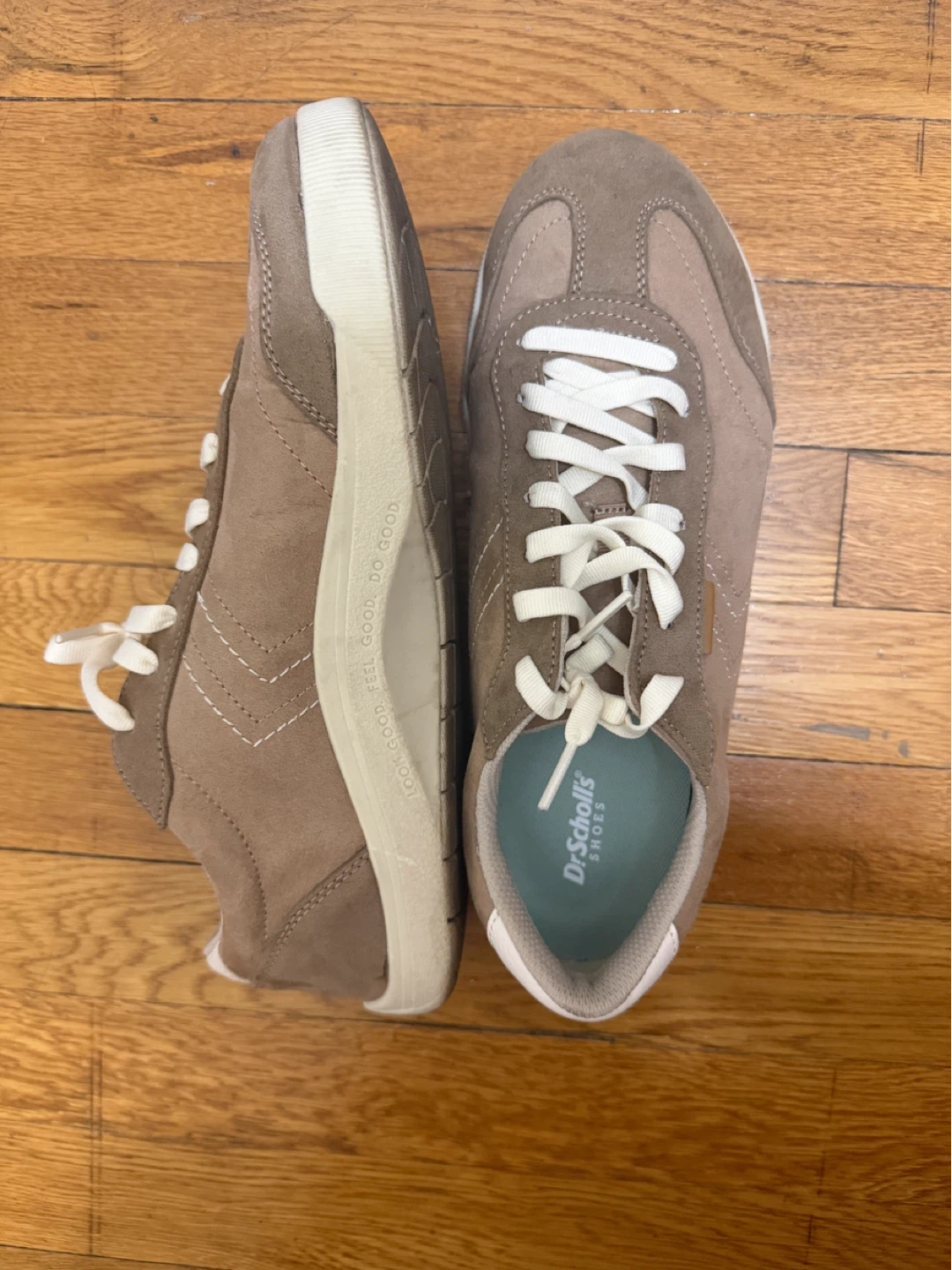 Dr. Scholl's women's Tan Suede Lace-Up Sneakers - Size 10W